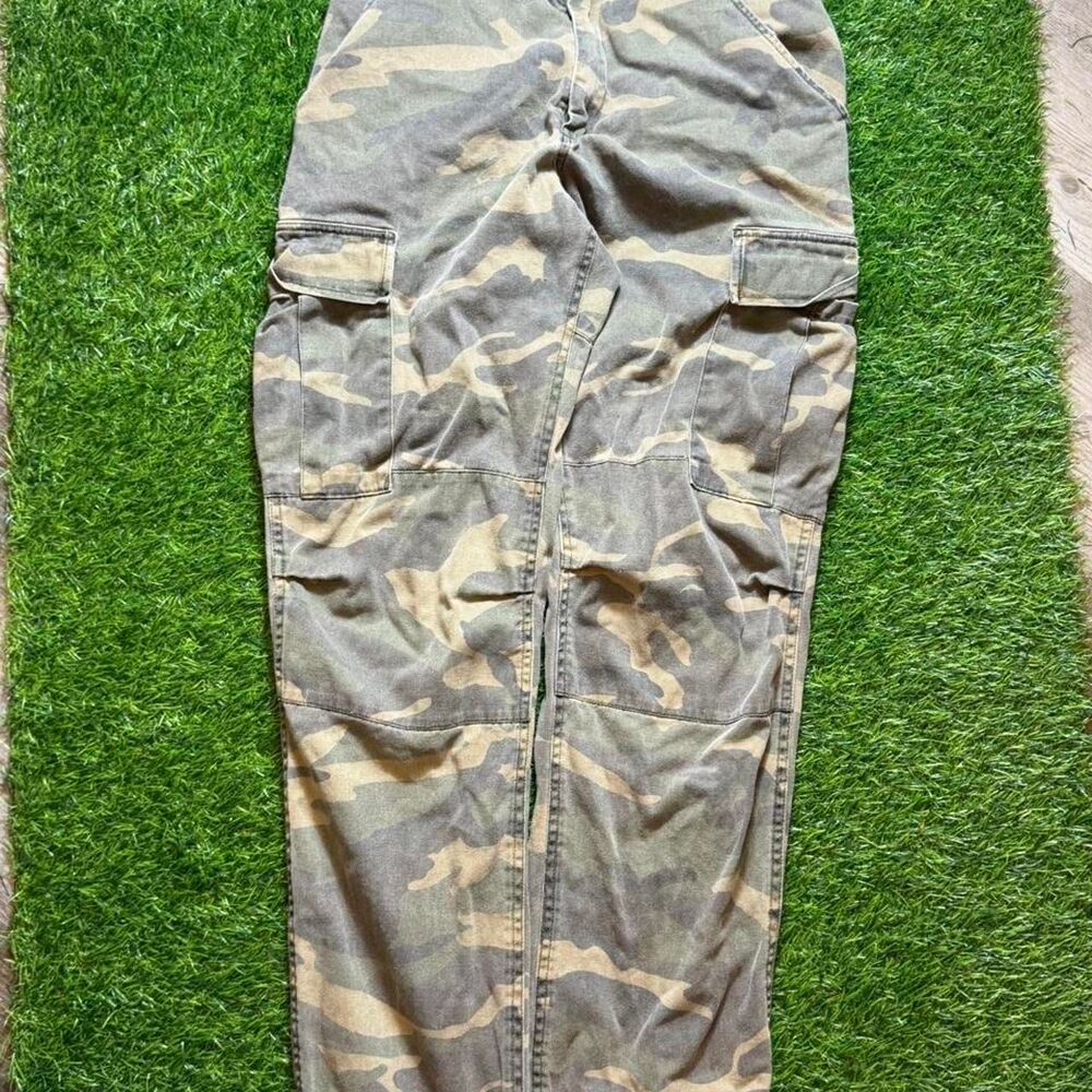 Brandy-melville Women's Khaki and Green Trousers